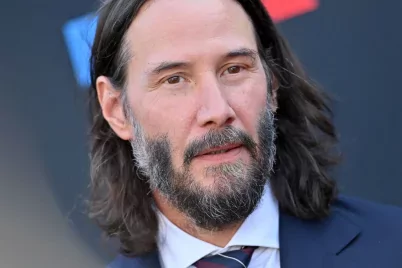 Pont ilyen Keanu Reeves-történetekre van most szüksége a világnak