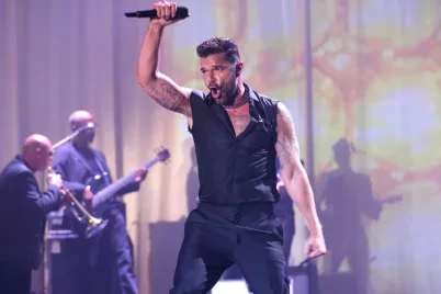 Vérfertőzéssel fejelte meg a családon belüli erőszakot Ricky Martin