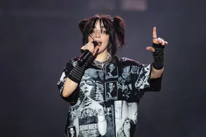 Johnny Deppről és abortusztörvényről is énekel Billie Eilish