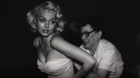 Kiakadtak a rajongók Ana de Armas akcentusára a Monroe-filmben