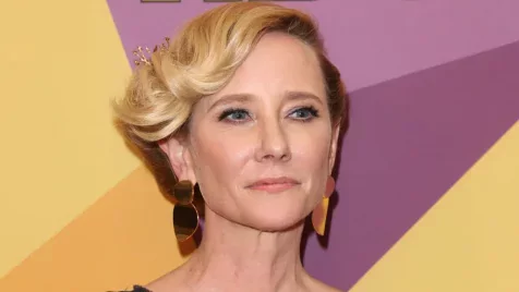 Kritikus állapotban van a balesetet szenvedett Anne Heche