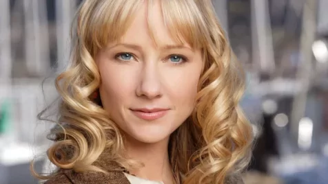 Olyan súlyos Anne Heche sérülése, hogy valószínűleg nem éli túl