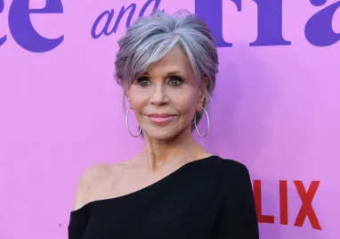 Jane Fonda rákkal küzd