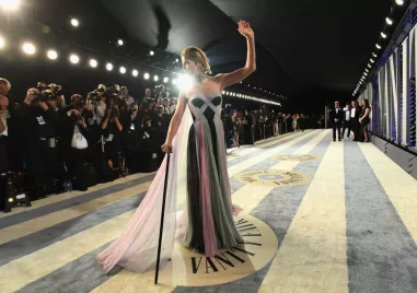 Így nézett szembe a betegségével Selma Blair