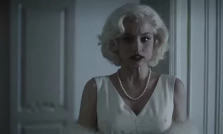 Ki vannak akadva a rajongók a Monroe-film sokkoló szexjelenete miatt