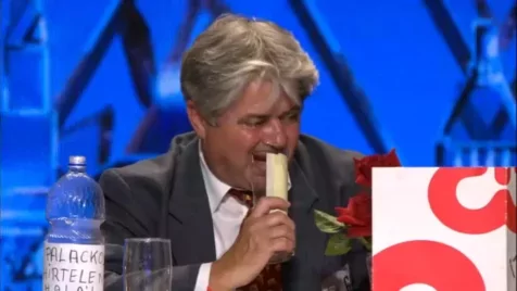 Újra támad a pohárevő