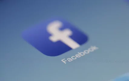 Ennyibe fog fájni a fizetős Facebook és Instagram