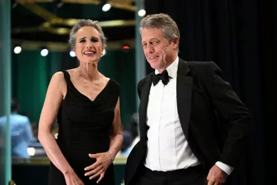 Hugh Grant a vörös szőnyegen undokoskodott
