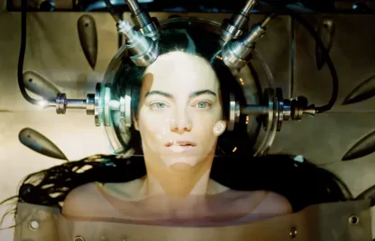 Így néz ki a csecsemőagyú Emma Stone – Teaser!