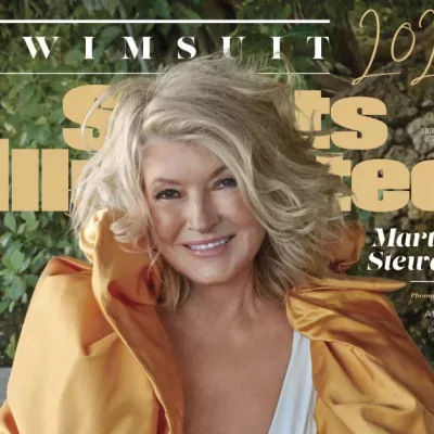 Fürdőruhában pózol a 81 éves Martha Stewart a Sports Illustrated címlapján