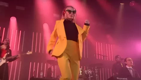 Cate Blanchett sosem volt még ilyen cool