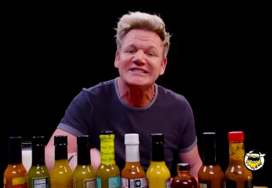 Hányás, sírás és szenvedés a kamerák előtt