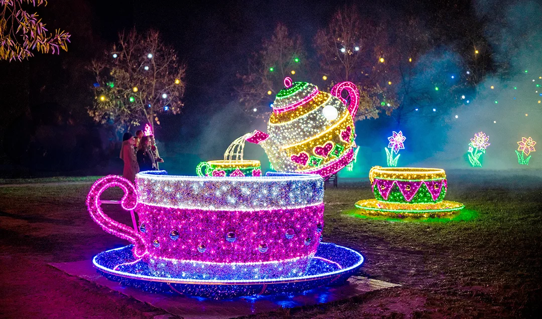 Garden Of Lights Alice Csodaországban