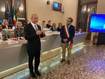 Fischer Ivánt Vicenza díszpolgárává avatták