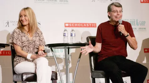 Stephen King odavan az új J.K. Rowling-regényért, neki is estek a fanok