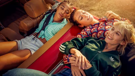 Érzéki, vicces és izgalmas a Netflix francia akcióvígjátéka