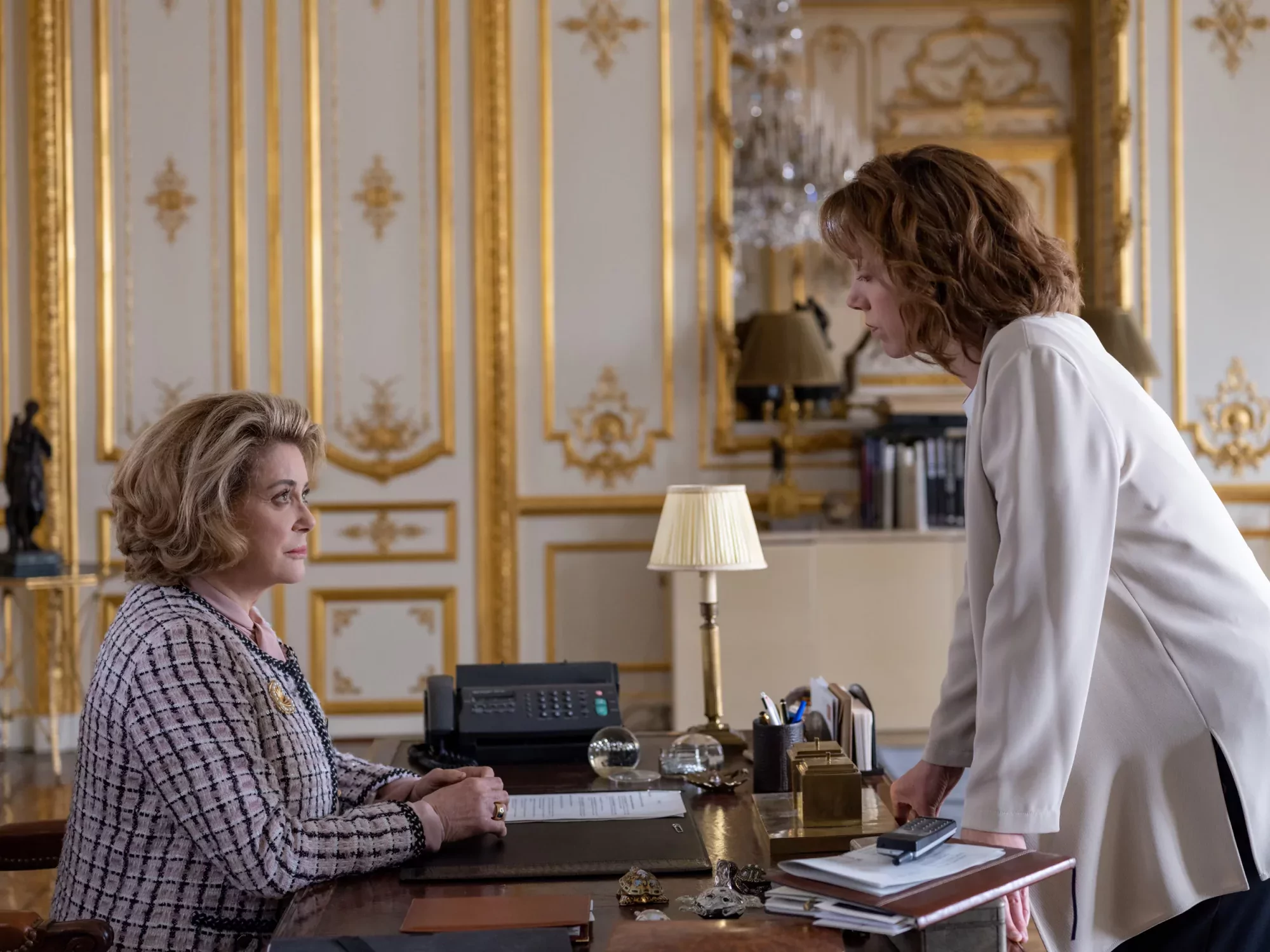 Bernadette A főnökasszony