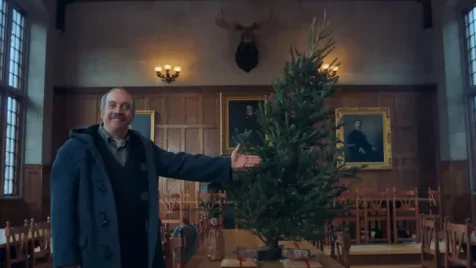 Ilyen lenne a Holt költők társasága Mr. Keatingje bunkóként