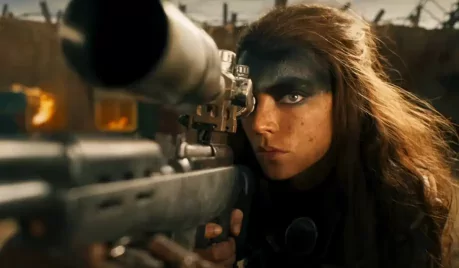 Dübörögve indul csatába Anya Taylor-Joy az új Mad Max-film előzetesében