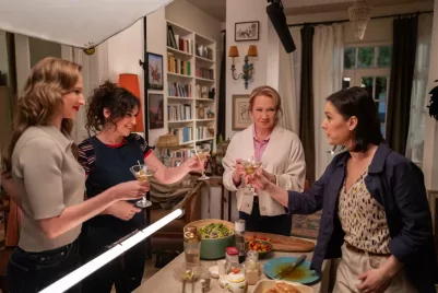 Herendi Gábor romantikus vígjátékot forgat Udvaros Dorottyával a főszerepben