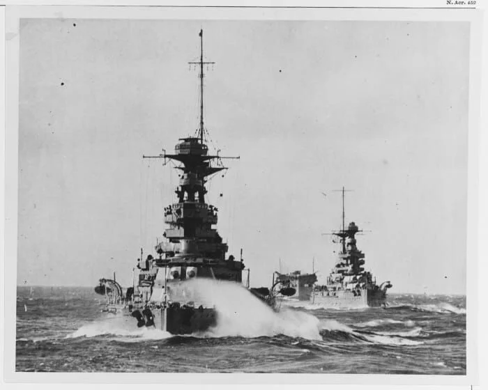 Hadihajók hullámsírban || HMS Barham: katasztrófa és leplezés