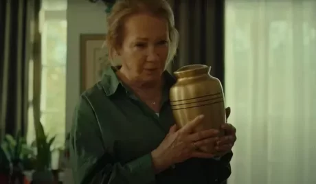 Halott férjével akar maratont futni az új magyar vígjáték főhősnője - ELŐZETES!