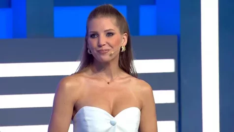 Szabó Zsófi dekoltázsa ellopta a show-t a hol új, hol régi részekkel jelentkező Szerencsekerékben