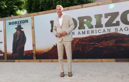 Veszélybe került Kevin Costner westernsorozata