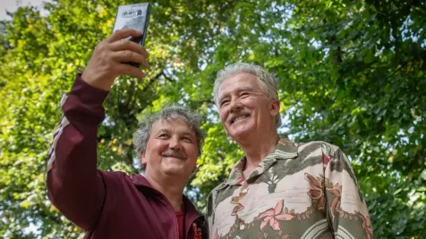 A TV2 hamarabb mutatja be Patrick Duffy gombfocis filmjét, mint a mozik