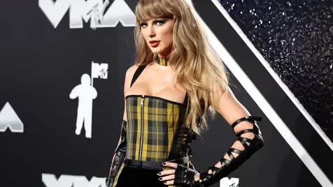 Taylor Swift rekordot döntött az MTV idei díjátadóján 