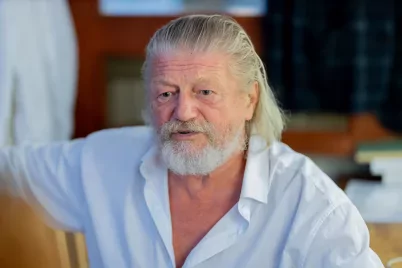 „Fölcsúnyulni önmagadhoz, a tehetségedhez, a képességedhez” – Interjú Hegedűs D. Gézával