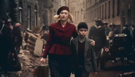 Blitz - Gyereknek lenni a porrá bombázott Londonban