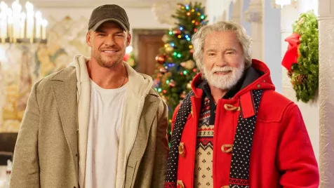 Schwarzi és a Reacher sztárja együtt mentik meg a karácsonyt