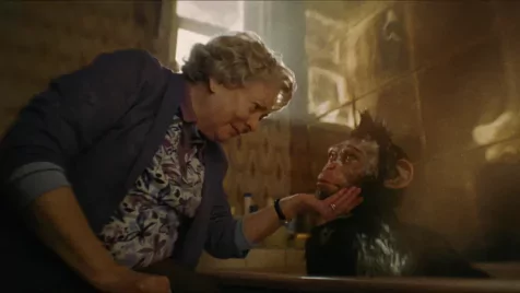 Az év legjobb életrajzi filmje lett Robbie Williams megható majomkodása
