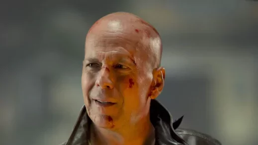 Ritka alkalom: Bruce Willis nyilvánosság elé lépett, hogy köszönetet mondjon a hollywoodi tűzoltóknak - VIDEÓ