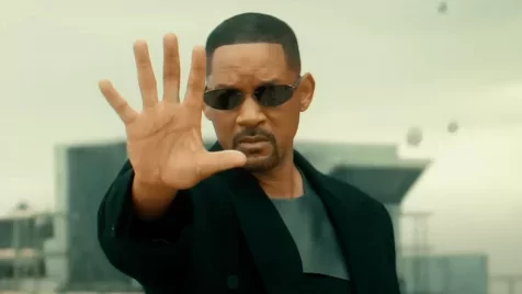 Will Smith végre eljátszotta Neót a Mátrix paródiájában – három évtizeddel azután, hogy elutasította a szerepet – VIDEÓ