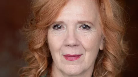 „Úristen, de remek vagy, milyen jó téged nézni!” – Takács Katalin színésznő sorozatokat ajánl