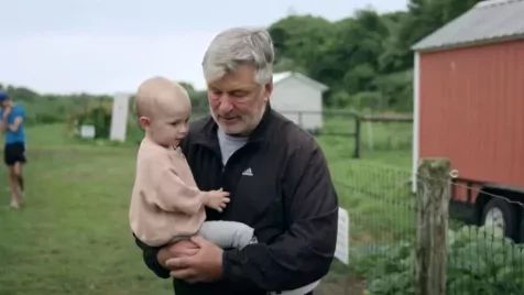 Alec Baldwinra és a családjára rázúdult a népharag a valóságshow-juk első epizódja után 