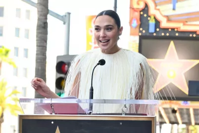 Tüntetők zavarták meg Gal Gadot csillagavatását 