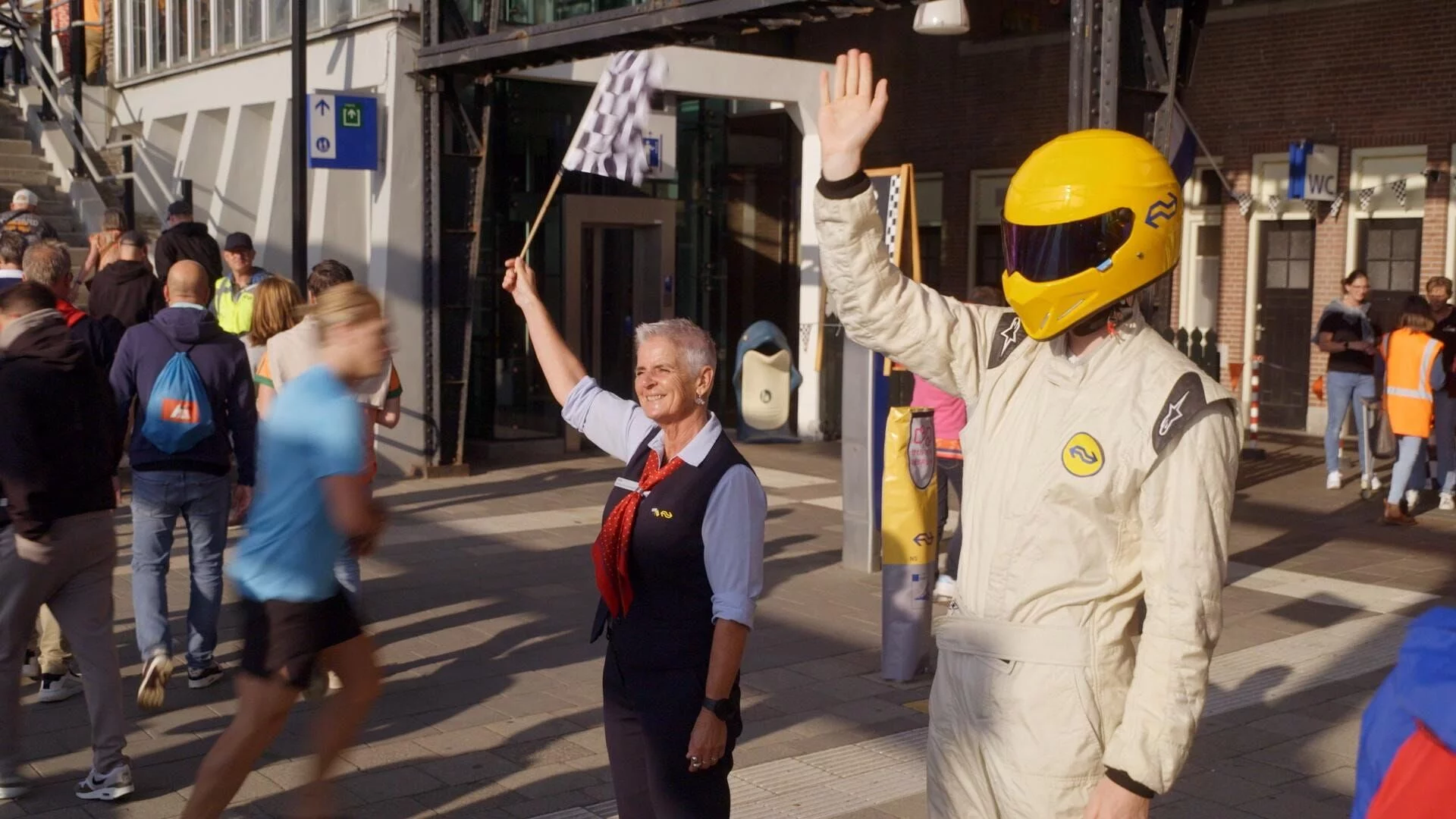 Amsterdam Central: Egy legendás pályaudvar mindennapjai || A Holland Nagydíj