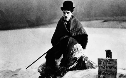 100 éves Charlie Chaplin fő műve, az Aranyláz