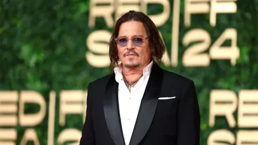 Johnny Depp szerint hárman csúnyán hátba támadták az Amber Heard elleni per során 