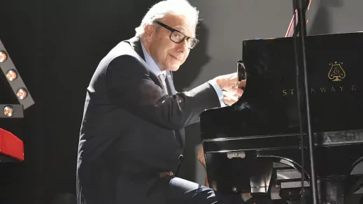Elhunyt a Mission: Impossible ikonikus zenéjének szerzője, Lalo Schifrin