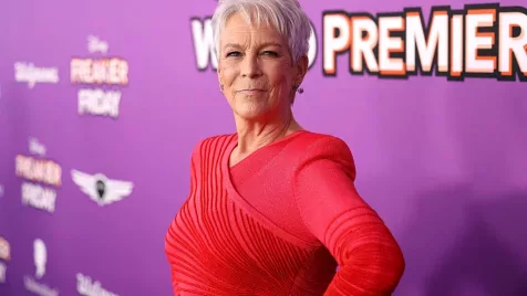 Örülhetnek a krimirajongók: Jamie Lee Curtisszel jön a Gyilkos sorok rebootja 