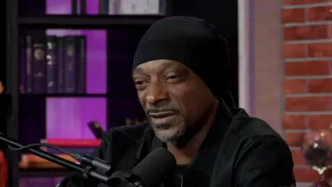 Snoop Dogg azt állítja, fél moziba menni unokájával, miután egy Pixar-filmben azonos nemű párt láttak csókolózni 