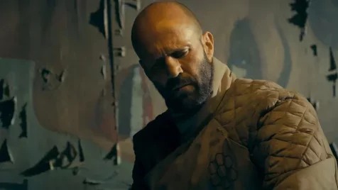 Jason Statham vörös szőnyeges megjelenése fontos dolgot árulhatott el A méhész 2-vel kapcsolatban 