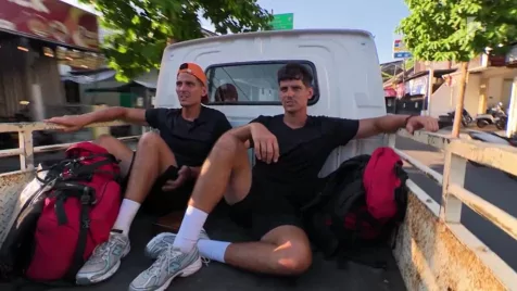 Ez a barátság véget érni látszik az Ázsia Expresszben