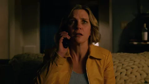 Kritika: A Breaking Bad alkotója minden idők egyik legjobb nyitányával dörrenti be a Pluribust