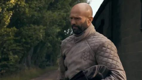 Jason Statham újra akcióban – itt az első fotó A méhész folytatásáról 