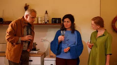 Egy színésztrió tündöklése és a világ bukása a Radnóti színpadán